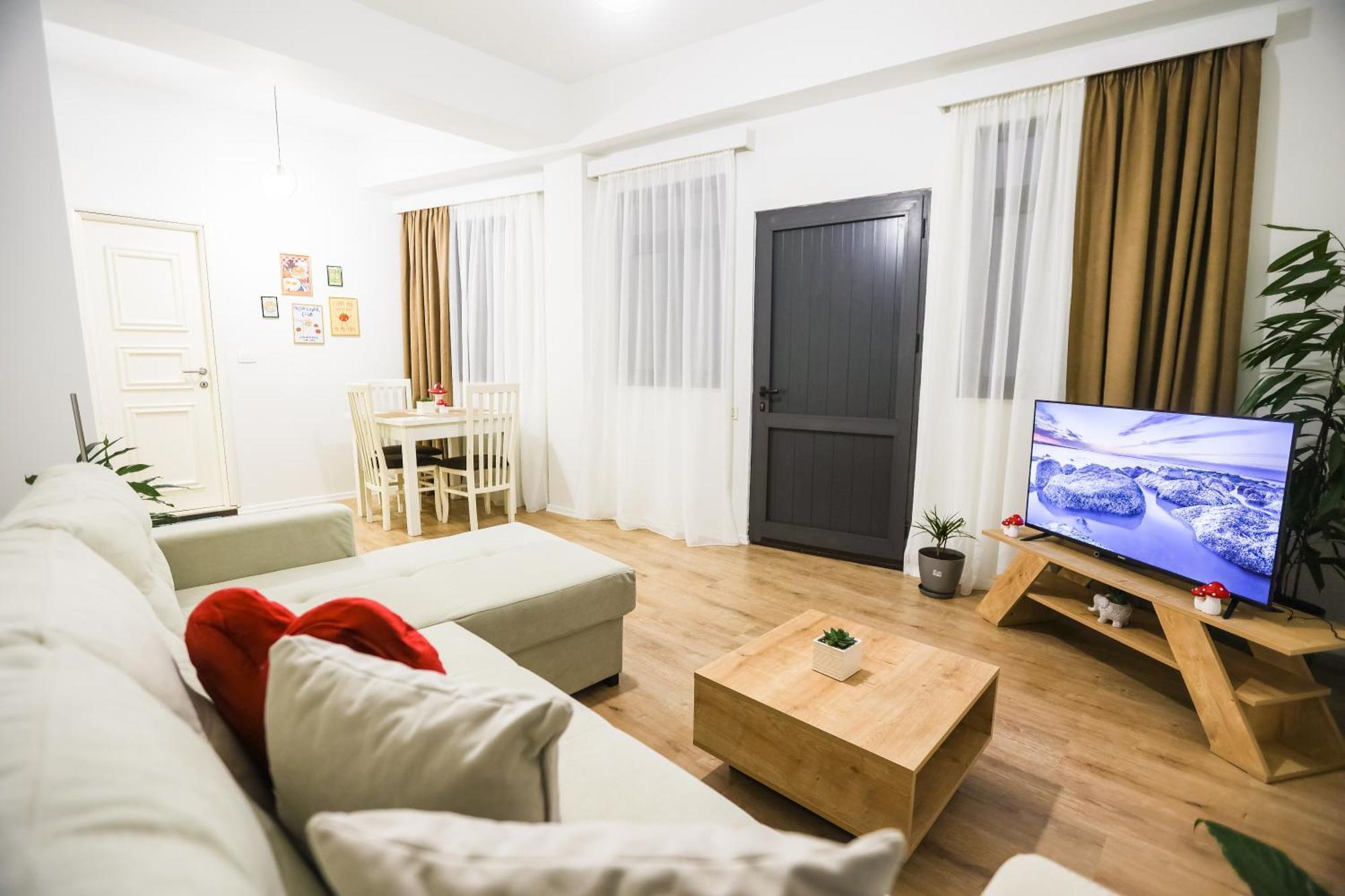 At Bazaar Central Apartment 티라나 외부 사진